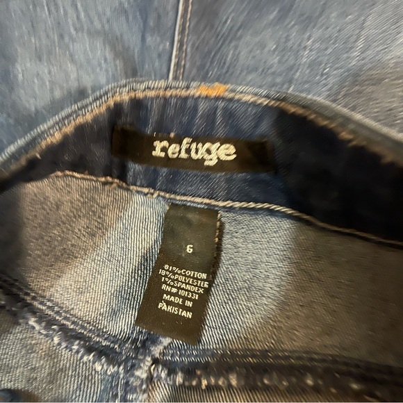 High Rise Skinny Jeans - Picture 7 of 7